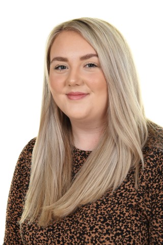 Photo of Lucy Prowse